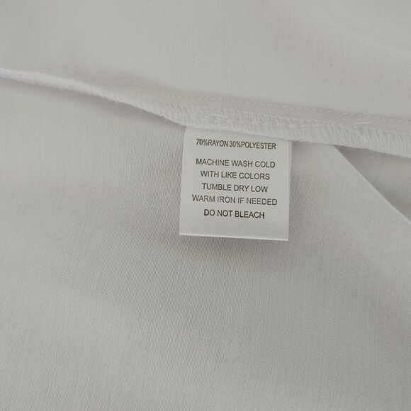 Indigo Rose Women's Shirt Size: M, Color: White - Picture 14 of 16